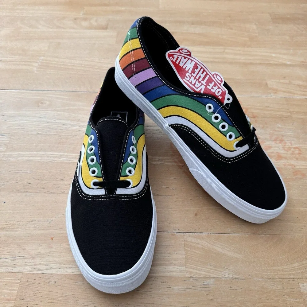 NWT Vans Authentic Refract Black White Multicolor Skate Pride Sneakers Size 10